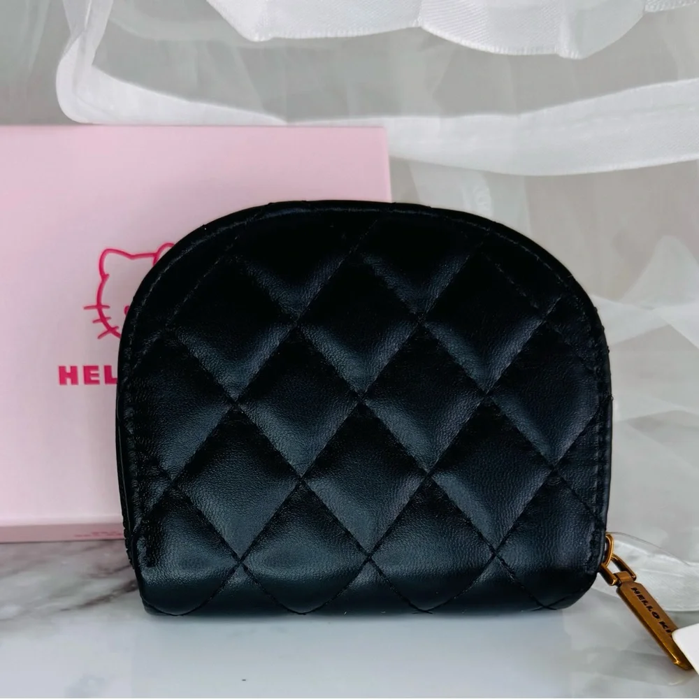 Hello Kitty Quilted Black Card Carrier - Picture 2 of 6